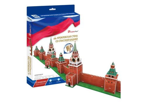 Кремлевская стена со Спасской башней