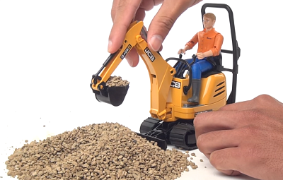 Внедорожник Land Rover Defender c прицепом-платформой гусеничным мини экскаватором 8010 CTS и рабоч