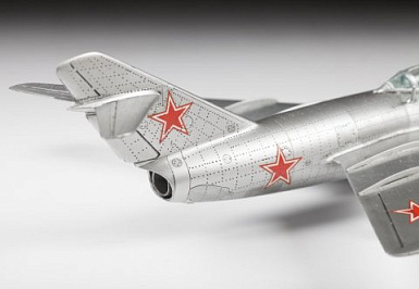 Советский истребитель МиГ-15